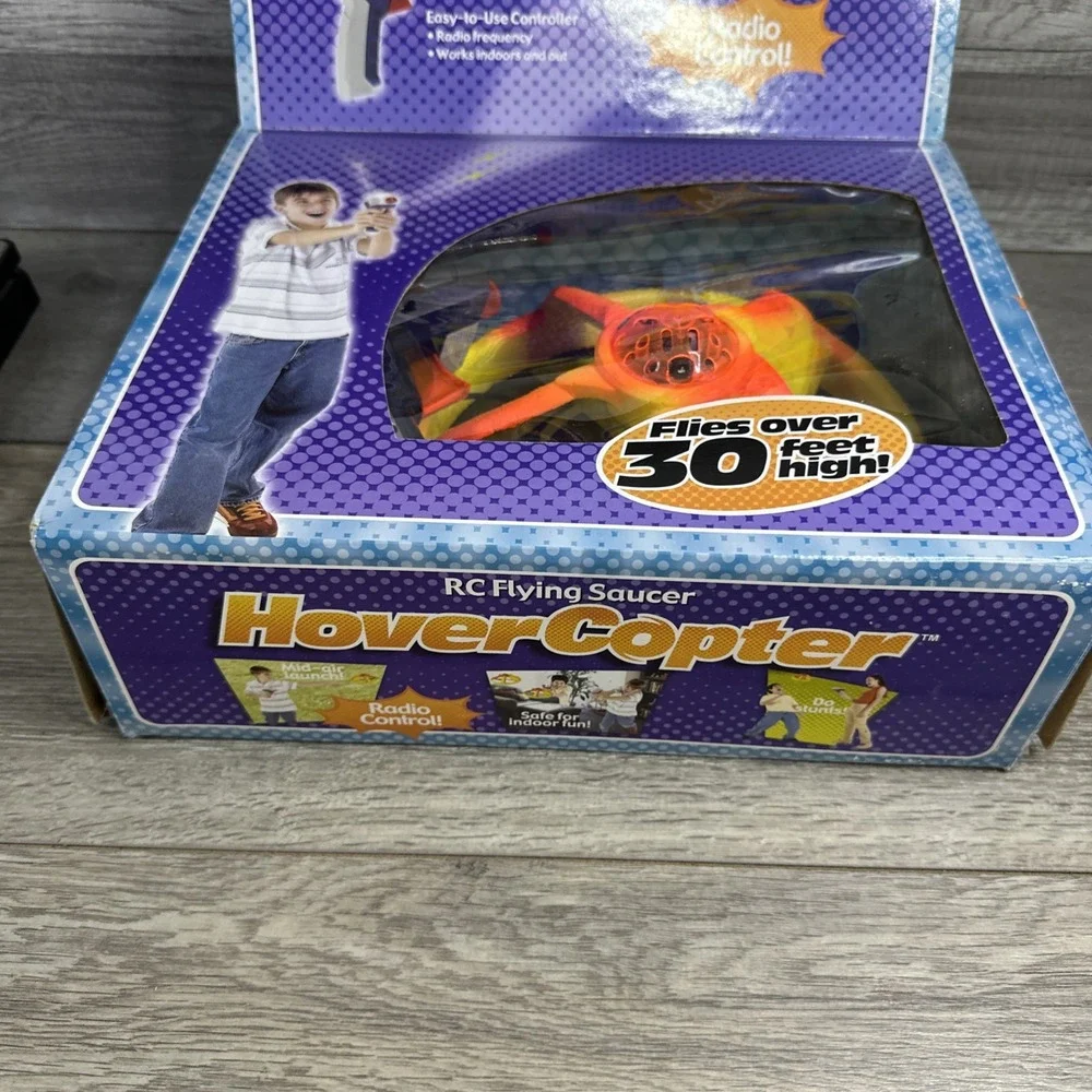 Hover Copter RC Flying Saucer Color Changing LED 30'‎ High 2004 Overbreak